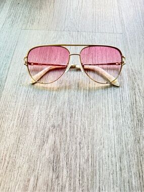 quay australia high key twist adorned pink & gold aviator sunglasses eyewear NEW